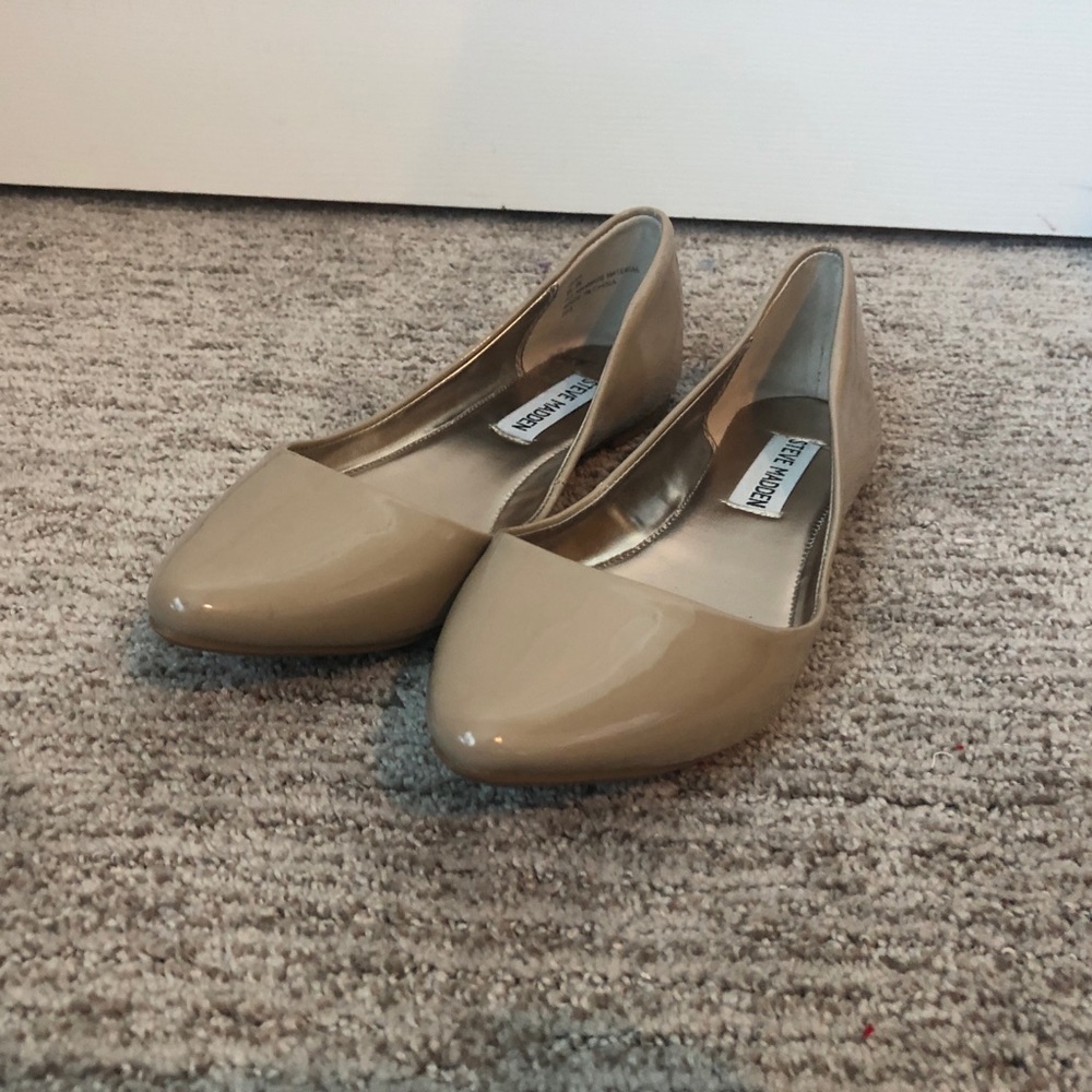 Steve Madden Pointed Toe Flats